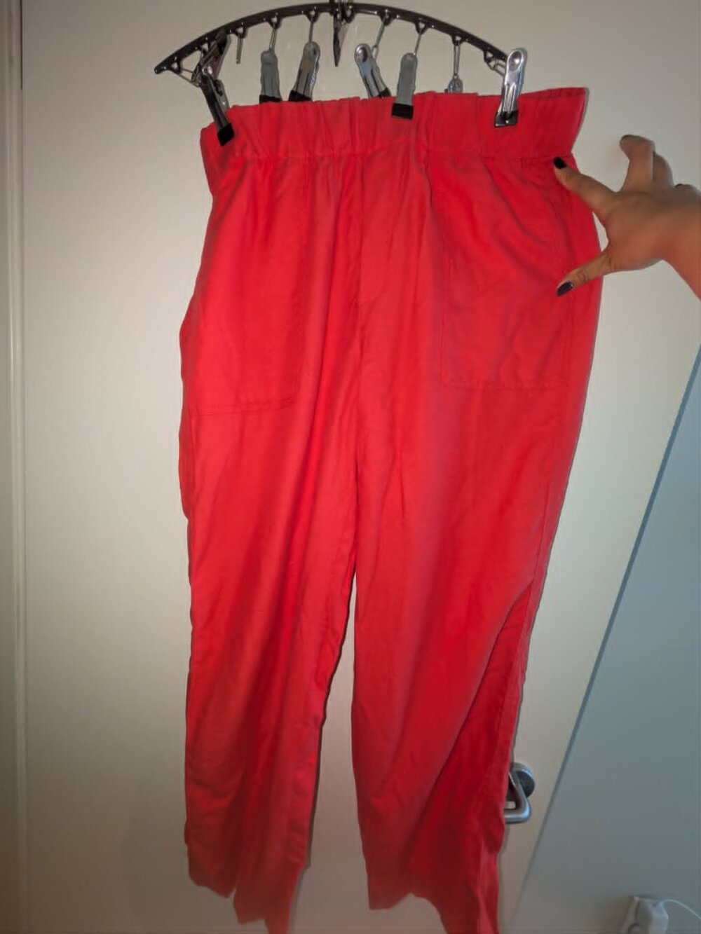 New Banana Republic Wide Leg Pants | Red Poppy - Picture 4 of 5